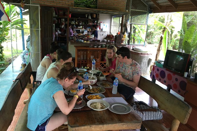 2 days 1 night: Explore Countryside and exclusive Homestay. - Day 2: Soft Cycling Through Rice Fields and the Elephant Welfare Sanctuary