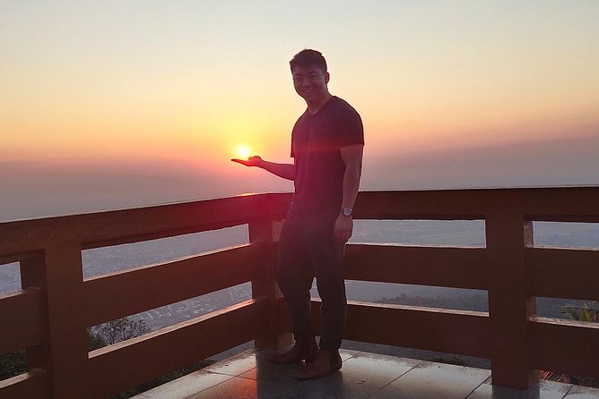 A must: Serene Sunrise, temple at dawn to beat the crowd & Alms to monks - Group size, comfort, and the practical value of $42