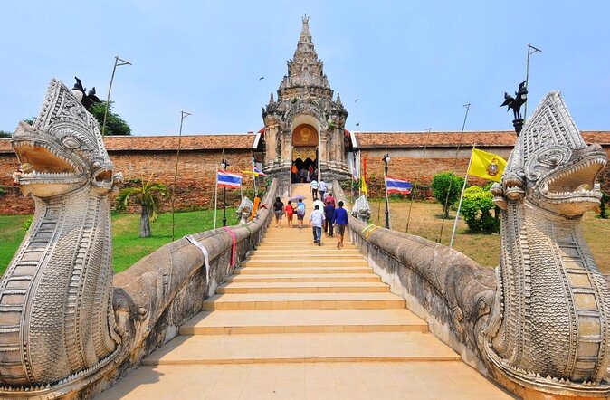 Amazing 1 day Private Tour to visit Lampang Province by train - Key Things You’ll Notice on This Lampang Train Day