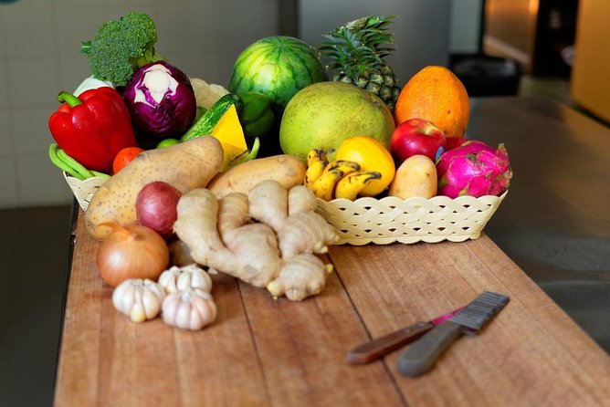 Baan Hongnual: Authentic Thai Cooking & Market Experience - Timing that respects your Chiang Mai day