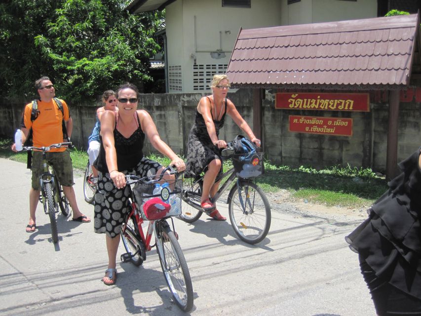 Chiang Mai: 24 km Leisure Cycling & swim Lake Huay Tueng Tao - Hydration and the small gear details that make comfort easier