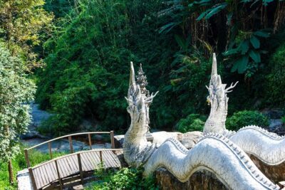 Chiang Mai Best City Tour with Doi Suthep & Iconic Temples - Starting Point and the Ride: Pickup That Saves You From Chiang Mai Logistics