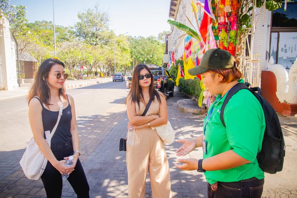 Chiang Mai: Chiang Mai Old City Twilight Walking Tour - Price and value: is $20 a fair deal?
