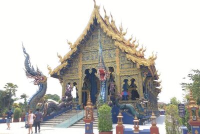 Chiang Mai-Chiang Rai: White Temple-Black Museum-Blue Temple - Baan Dam Museum Black House: art that looks like a puzzle box