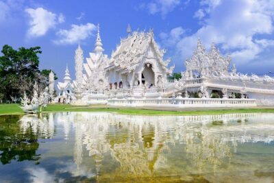 Chiang Mai-Chiang Rai:White-Black-Blue Temple-Golden Triangle-Keren-Boat Trip - Pickup at 7:00am and the long-drive reality check