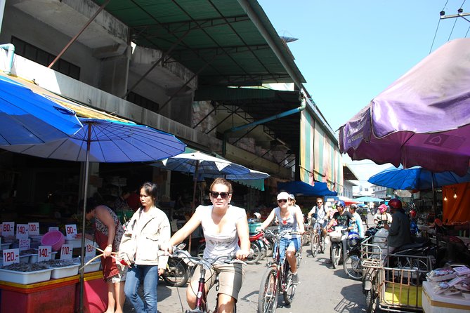 Chiang Mai City Culture Half-Day Cycling Tour - Why a half-day Chiang Mai cycling loop is such a good fit