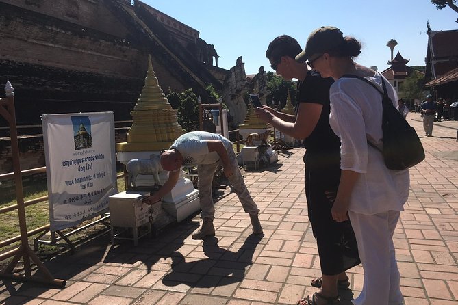 Chiang Mai City Culture Half-Day Cycling Tour - Wat Phra Singh: the city-center landmark you’ll remember later