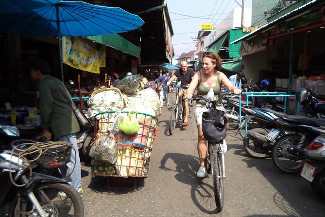 Chiang Mai City Culture Half-Day Cycling Tour - Women’s Correctional Institution refreshments: a human pause, not a gimmick