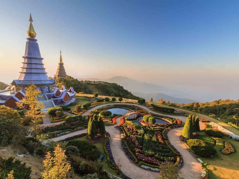 Chiang Mai: Doi Inthanon National Park and Kew Mae Pan Tour - Doi Inthanon Summit: Thailand’s Highest Spot at 2,565 Meters