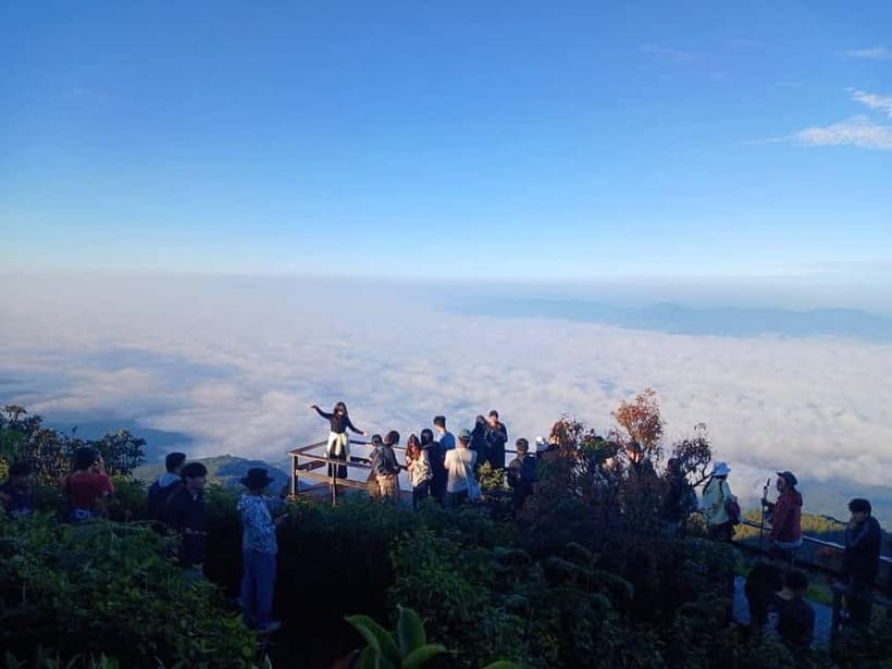 Chiang Mai: Doi Inthanon Park and Kew Mae Pan 2-Hour Hike - Lunch, Mae Klang Lung Village, and Karen Coffee: Where the Day Refuels