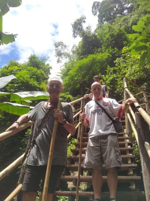 Chiang Mai: Doi Inthanon Park and Pha Dok Siew Hike Day Trip - Wachirathan Waterfall: planning around scenery and the swimming season