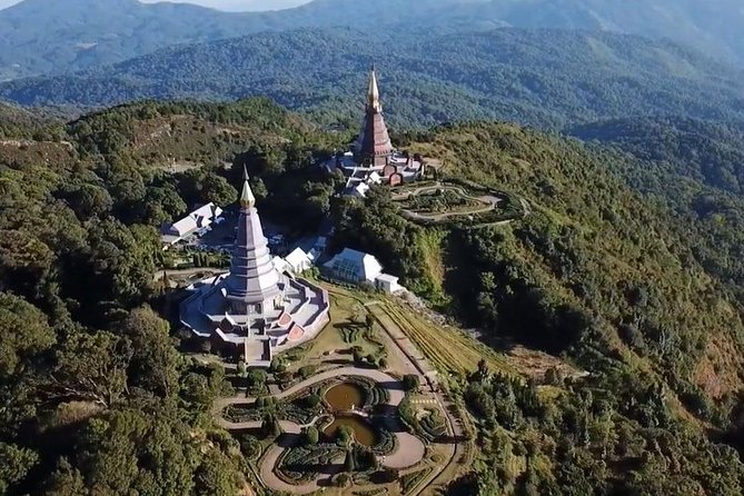 CHIANG MAI: Doi Inthanon-Trekking Pha Dok Seaw-Waterfall-Lunch - Getting there in comfort: pickup, group size, and the real time commitment