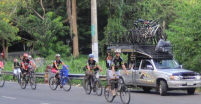 Chiang Mai: Doi Suthep National Park Leisure Hiking & Biking - The 6-hour rhythm: waterfalls, hill tribe village, Wat Suthep, and Wat Pha Lat