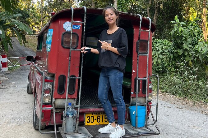 Chiang Mai - Doi Suthep Temple & Wat Pha Lat Hike - The Songthaew Ride: Authentic Chiang Mai Transit, With Real Comfort Limits
