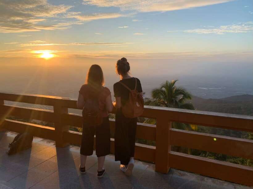 Chiang Mai: Doi Suthep, Wat Umong, and Pha Lat Sunrise Tour - Kruba Srivichai Monument: A Story Behind the Shrine