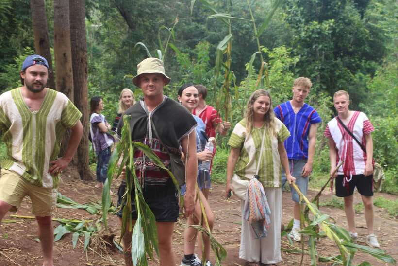 CHIANG MAI ELEPHANT VILLAGE SANCTUARY JUNGLE ADVENTURE - Morning Pickup and the Drive Past Chiang Mai Province’s Everyday Life