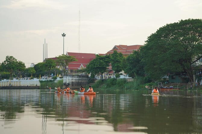 Chiang Mai: Explore Kayaking Through Mae Ping River on Sunset - How the Pacing Feels: Paddle Time, Then Back Before Late Night