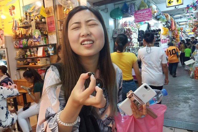 Chiang mai Foodies and Historic Walk - Starting at Three Kings Monument: simple, Old City-focused
