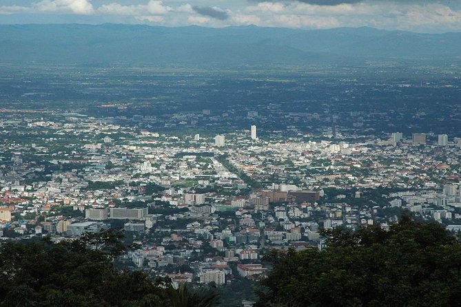 Chiang Mai: Guided City & Temple Discovery with Hotel Pickup - Stop 3: Wat Suan Dok for a quieter, royal-temple vibe