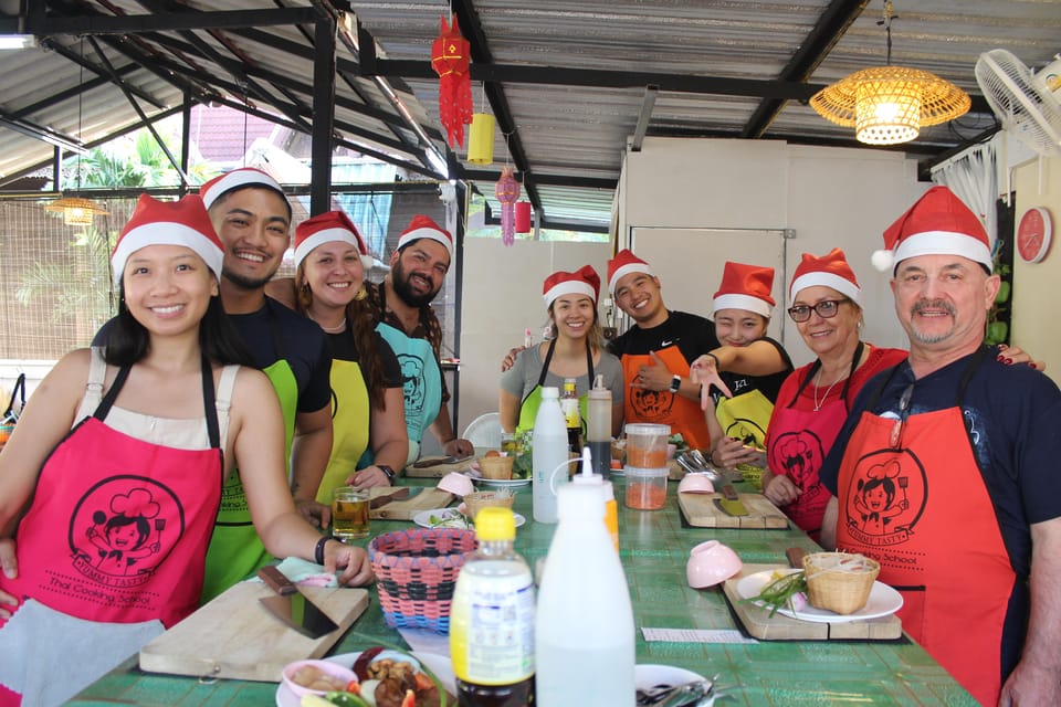 Chiang Mai: Half Day Morning Cooking Class with Market Tour - Kad Kom Market: where your Thai cooking starts
