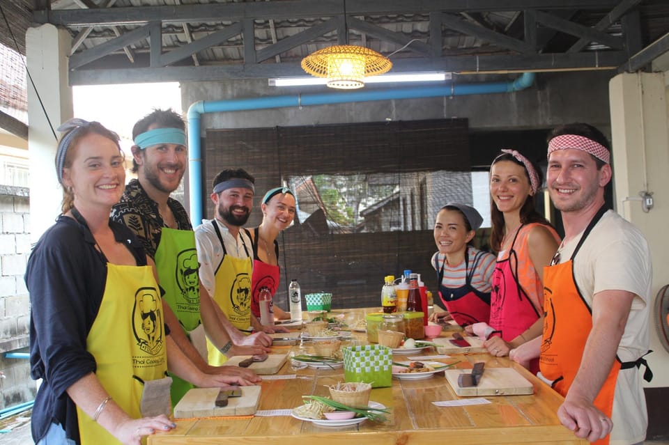 Chiang Mai: Half Day Morning Cooking Class with Market Tour - The instructor style: patient coaching with a sense of fun