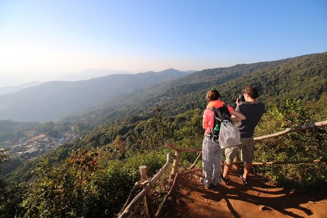 Chiang Mai : Hill Tribe Ways & Evening Chanting at Doi Suthep Temple Small Group - Small-group comfort: guides, vans, and the open-air transfer