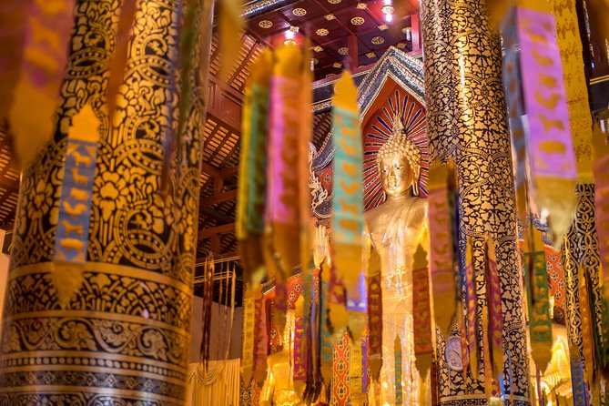Chiang Mai: Historic Old City Bike Tour - Morning or Night - Getting your bearings in Chiang Mai’s Old City, fast