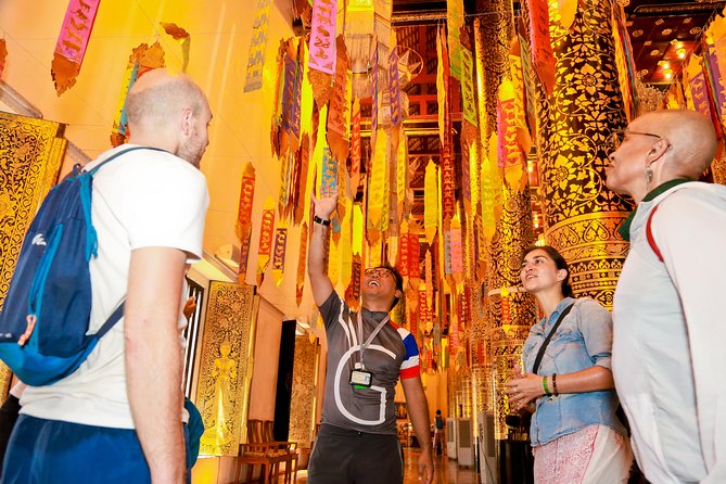 Chiang Mai: Historic Old City Bike Tour - Morning or Night - Stop by stop: what you see and why each place counts