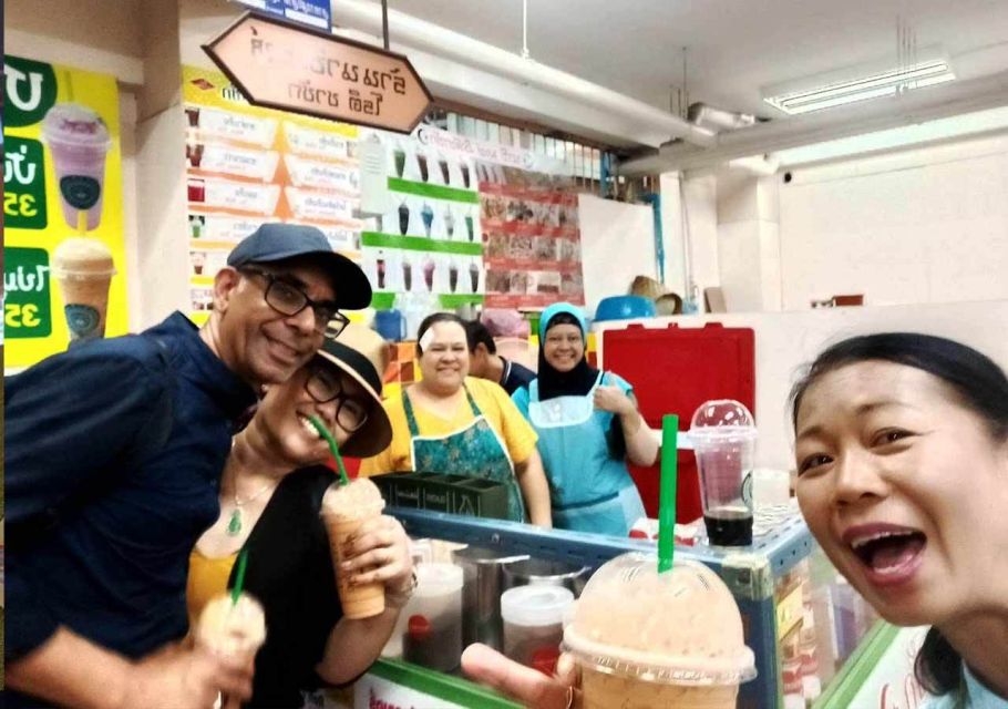 Chiang Mai: History & Mouth Watering Food Tour - Local transport: how it changes what you notice