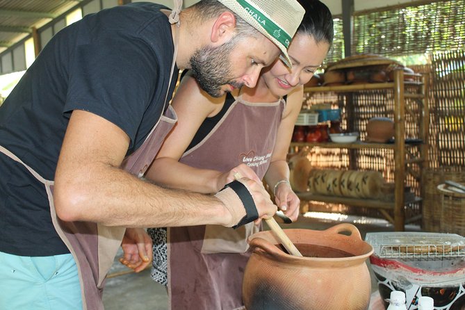 Chiang Mai Lanna Northern Thai Cooking Experience with Locals - Organic Garden and Village Time: Learning the Ingredients Behind Lanna Flavor