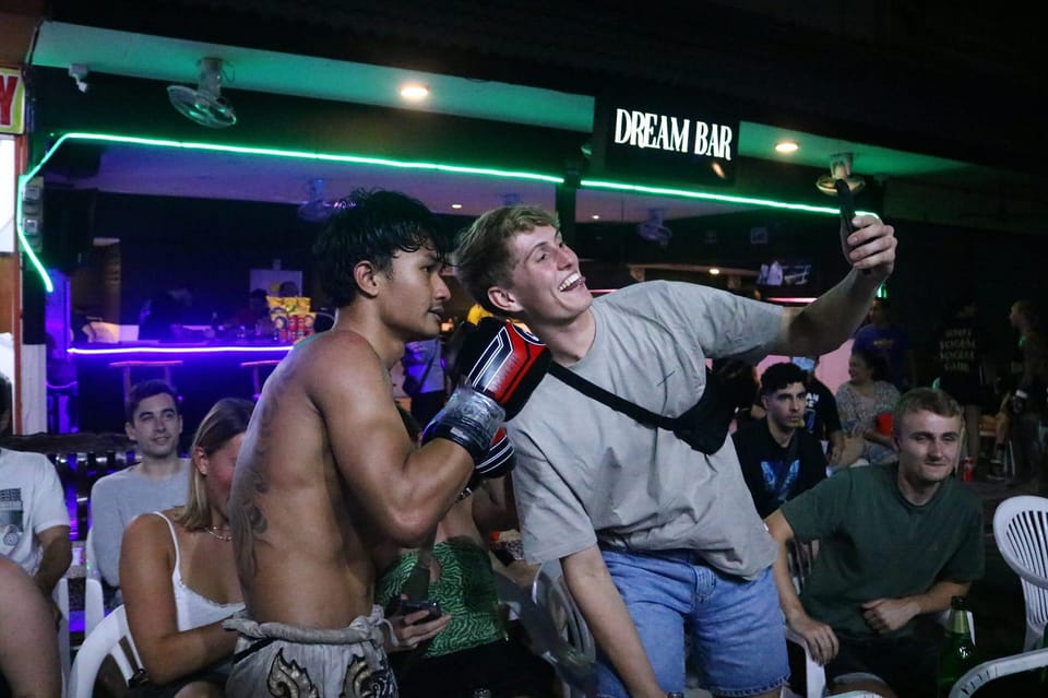 Chiang Mai: Loi kroh Muay Thai Boxing Stadium - From the Ticket Counter to Your Seat