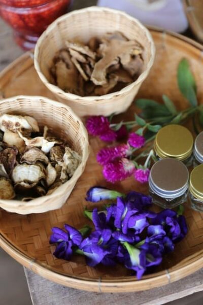 Chiang Mai : Making Herbal Ball And Inhaler - What you make: soothing herbal balls plus a personalized inhaler
