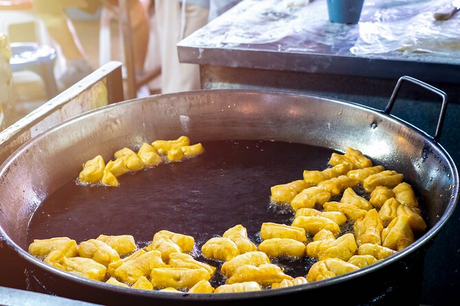 Chiang Mai Michelin Food Walking Tour with Professional Tour Guide - Who This Tour Suits Best (and Who Might Be Happier Solo)