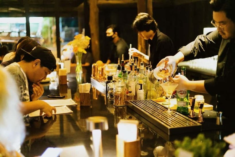 Chiang Mai: Moment's Notice Jazz Club F&B Packages - Moment’s Notice Jazz Club: a Chiang Mai jazz club that actually feeds you