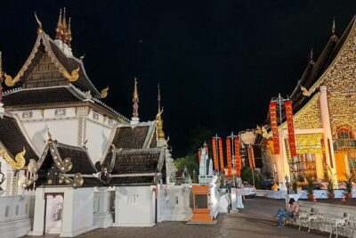 Chiang Mai Old City & Temples 3 hour Twilight Walking Tour - Entering Wat Phra Singh at Sunset: Calm Light, Strong First Stop