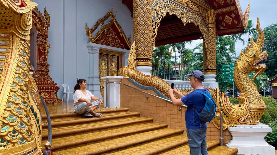 Chiang Mai Old City Twilight Walk Tour: Lanna Majestic Glow - Who should book this twilight temple walk?