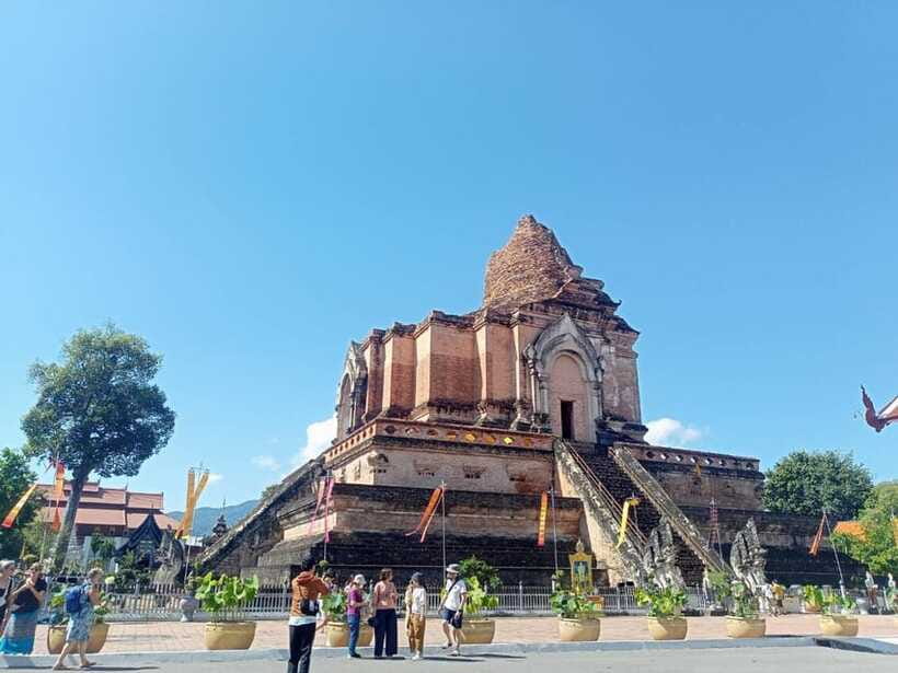 Chiang Mai: Private City Tuk-Tuk Tour - Driver-Led Value: English Support Without a Full Guide