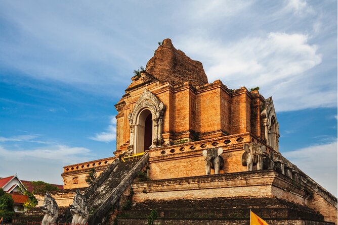 Chiang Mai Scavenger Hunt and Sights Self-Guided Tour - How to start: Explorial-App setup and the access code step