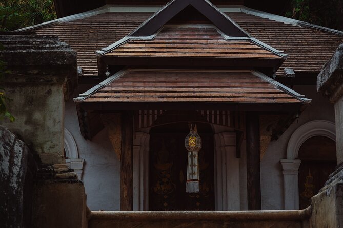Chiang Mai Shared City Tour with Famous Temples - Stop 1: Wat Chedi Luang Varavihara for the Big Historic Centerpiece