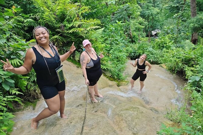 Chiang Mai Sticky Waterfall Dantewada and Banden Temple Tour - Practical packing for sticky rocks and blue temples