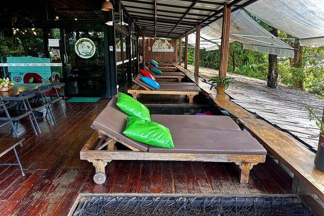 Chiang Mai Sticky Waterfall Tour ATV and Scenic Café - Sticky Waterfall (Bua Thong): what makes the barefoot climb special