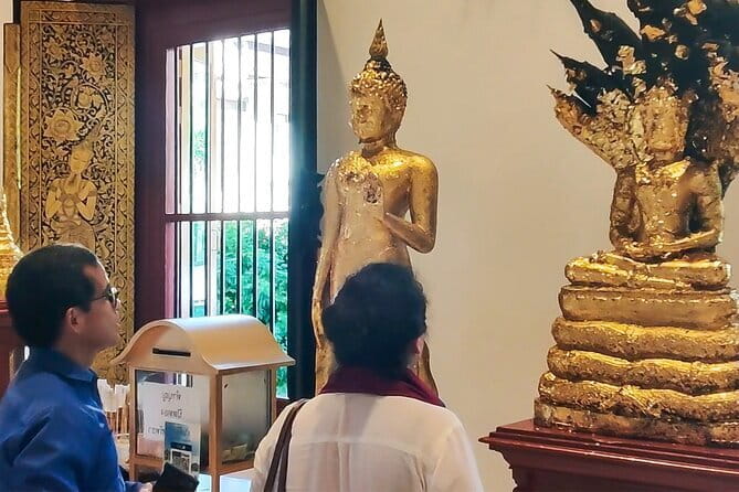 Chiang Mai Temples & Old City Hidden Gems Small Group Tour 2 Hrs - Meeting at Massage Land and Finishing at Wat Chedi Luang