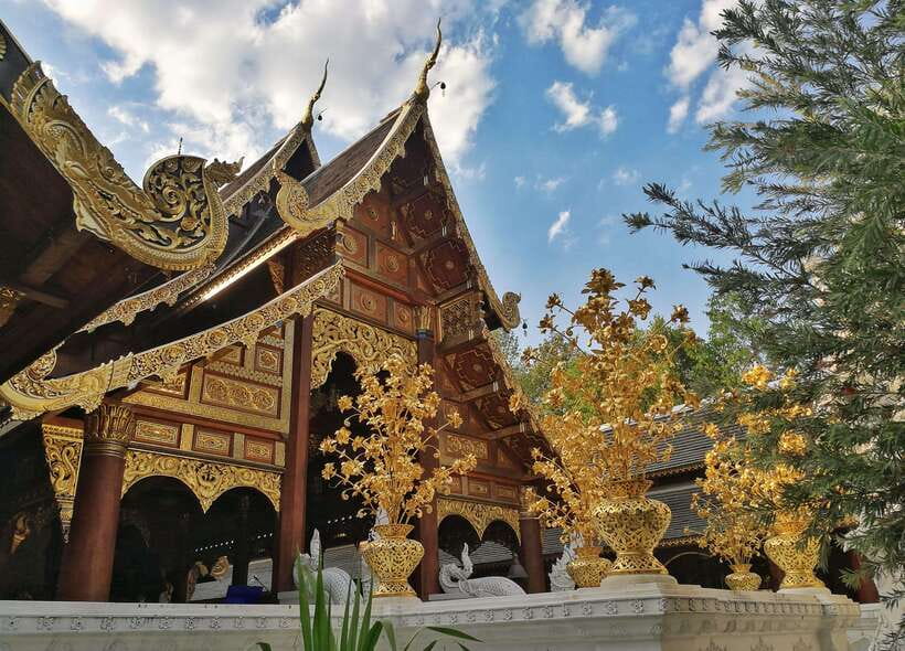 Chiang Mai:Hidden Gems: From Ancient Ruins to Serene Temples - What to wear, who this tour fits, and how the guides tend to work