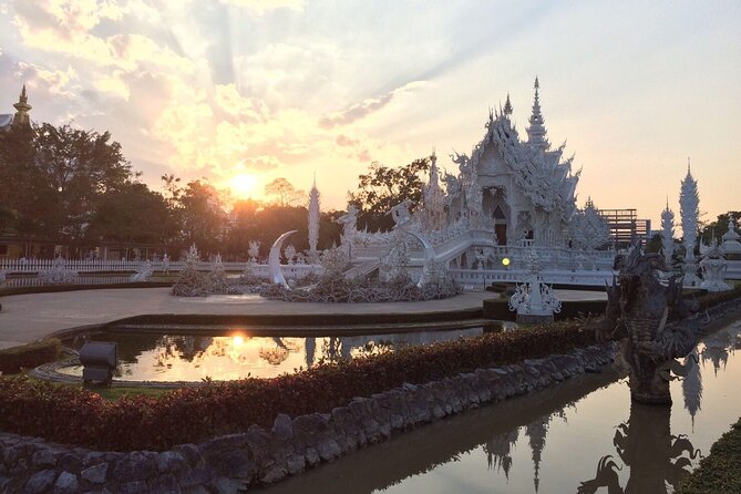 Chiang Rai and White Temple Private All-Inclusive Day-Tour - Food, Comfort, and Tips: Getting Through a 13-Hour Schedule