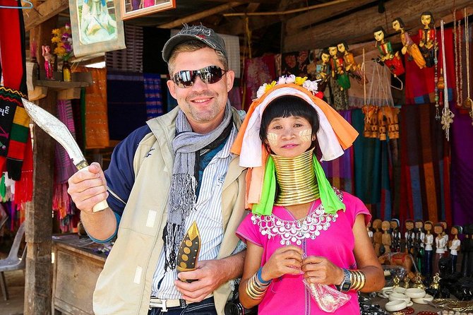 Chiang Rai One Day : White Temple, Golden Triangle, Boat Ride to Laos, Long Neck - Crossing toward Laos: passport matters, and the timing is tight