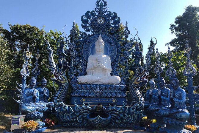 Chiang Rai Temples: Private Tour from Chiang Mai - Lunch in the Middle: Convenient, Usually Good, Sometimes Chaotic