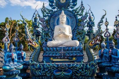 Chiang Rai White Temple Blue Temple and Hill Tribe Village Tour - Mae Khachan Hot Spring: foot soak plus breakfast you cook