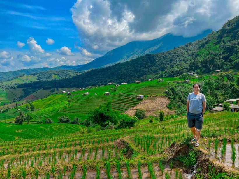 Chiangmai : Doi Inthanon unseen spot , Rice terrace & temple - Wachiratarn Waterfall and the Rainbow Odds