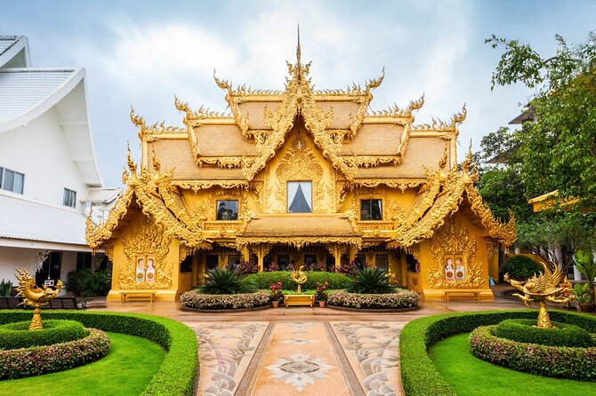 Chiangmai to White Temple, Blue Temple & Black museum - Price and What You Really Get for It