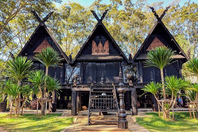 Customized Full Day Tour to Chiang Rai from Chiang Mai - Temple Etiquette and Photo Tips That Keep You Out of Trouble